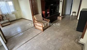 2 CH7285 Nees Photo.jpg